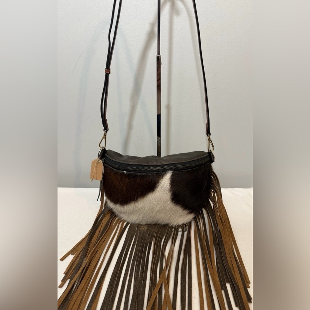 Hand Tooled Cowhide Leather Crossbody Bag Hair-On Brown White Fringe Western - Picture 1 of 12